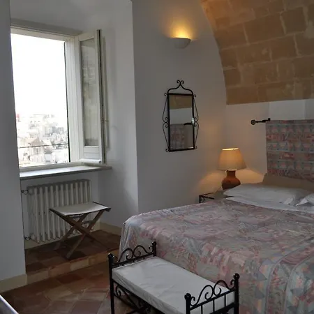 Casa Giura Longo