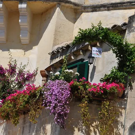 Casa Giura Longo * Matera